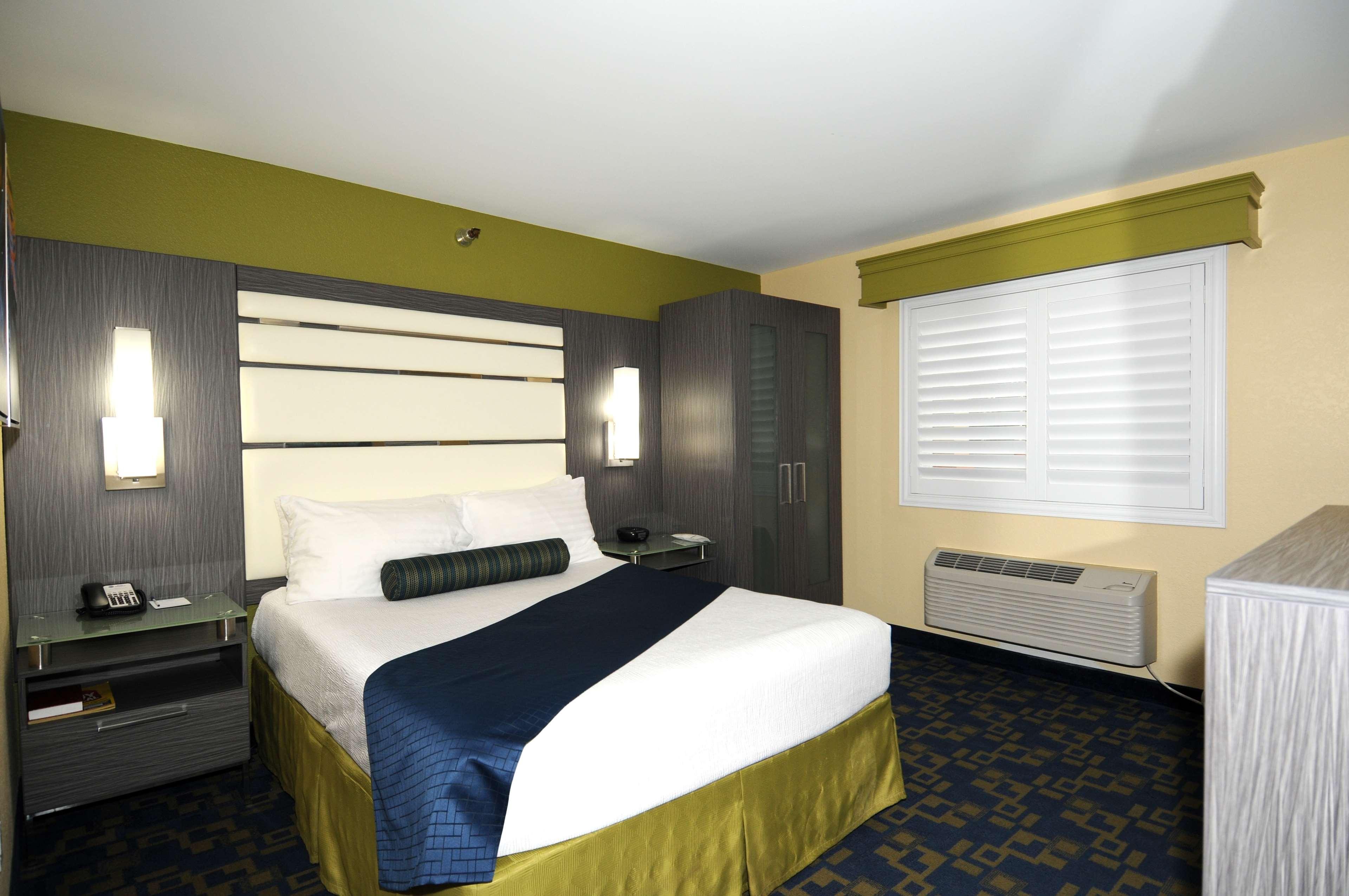 רד בלאף Best Western Antelope Inn & Suites מראה חיצוני תמונה