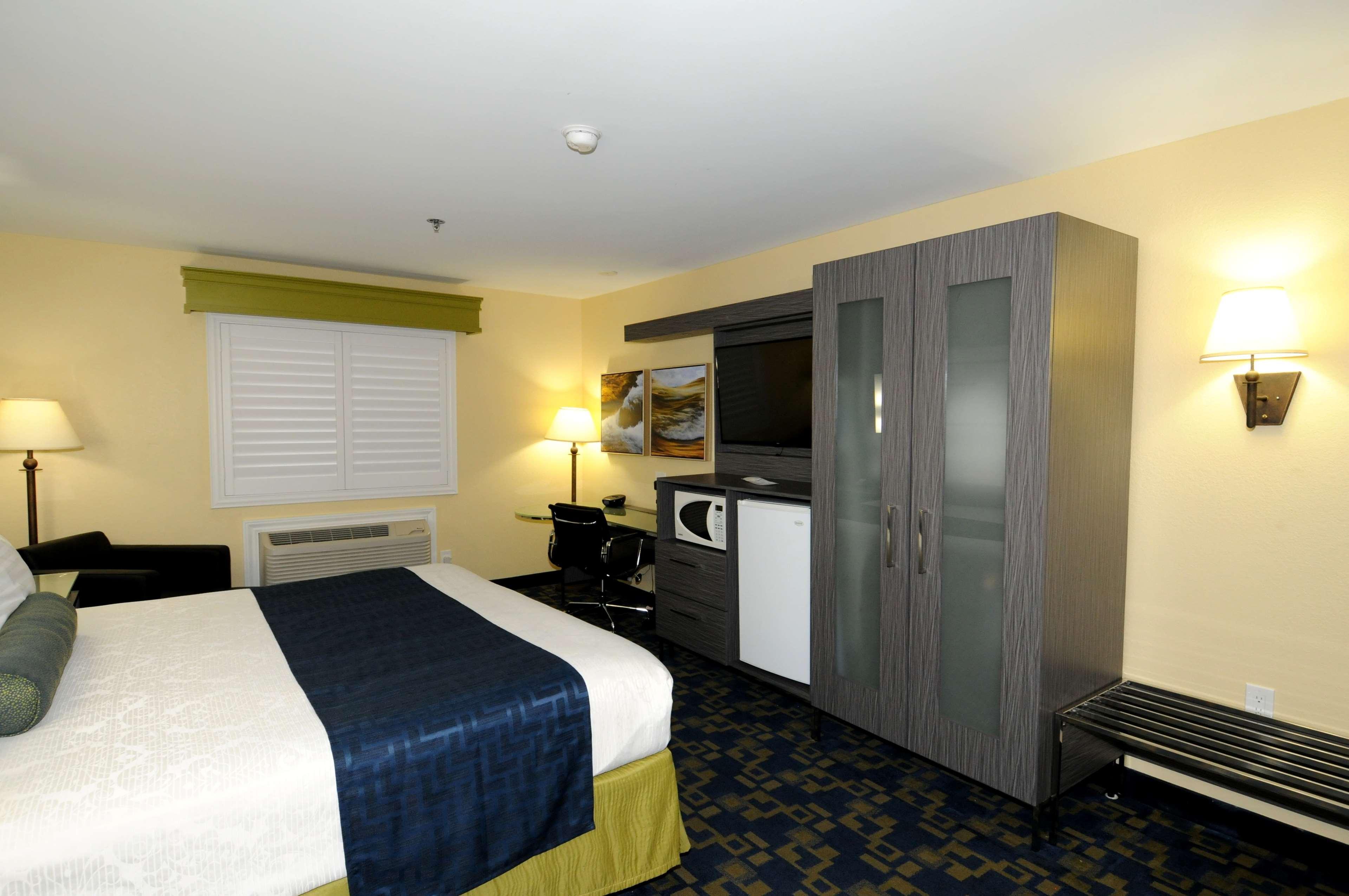 רד בלאף Best Western Antelope Inn & Suites מראה חיצוני תמונה