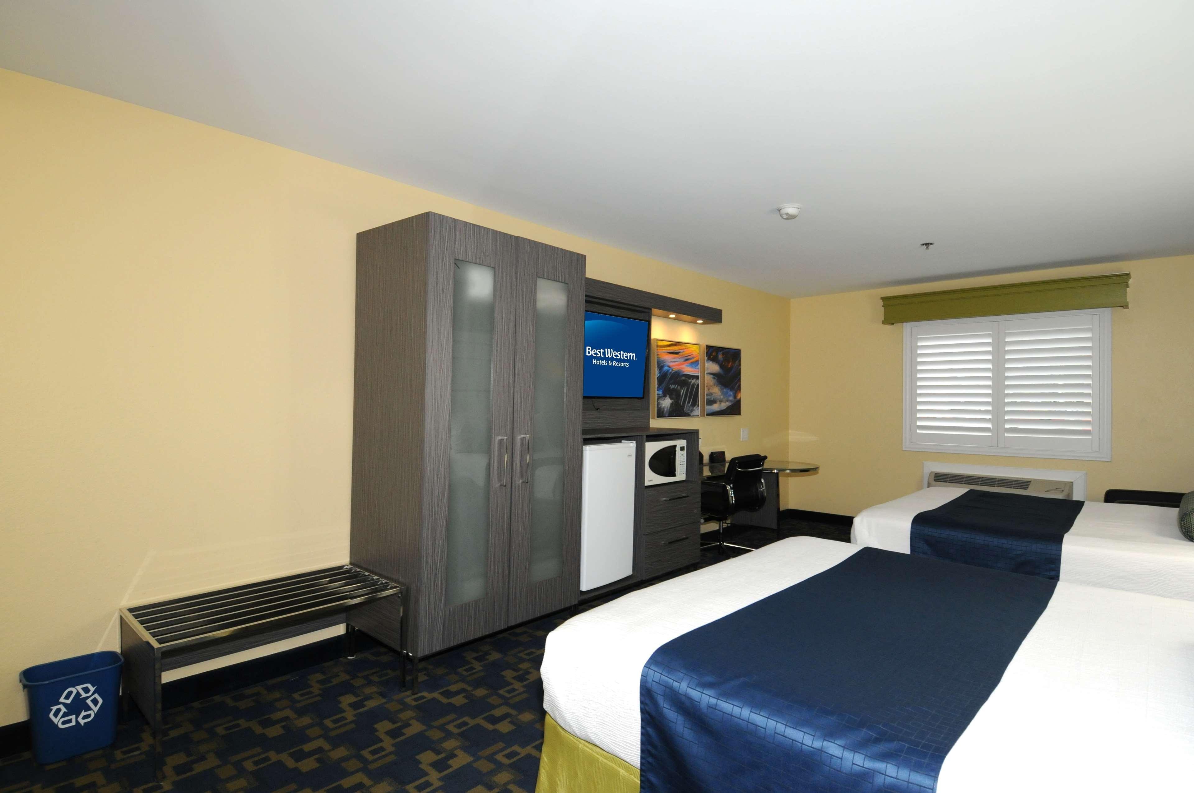 רד בלאף Best Western Antelope Inn & Suites מראה חיצוני תמונה