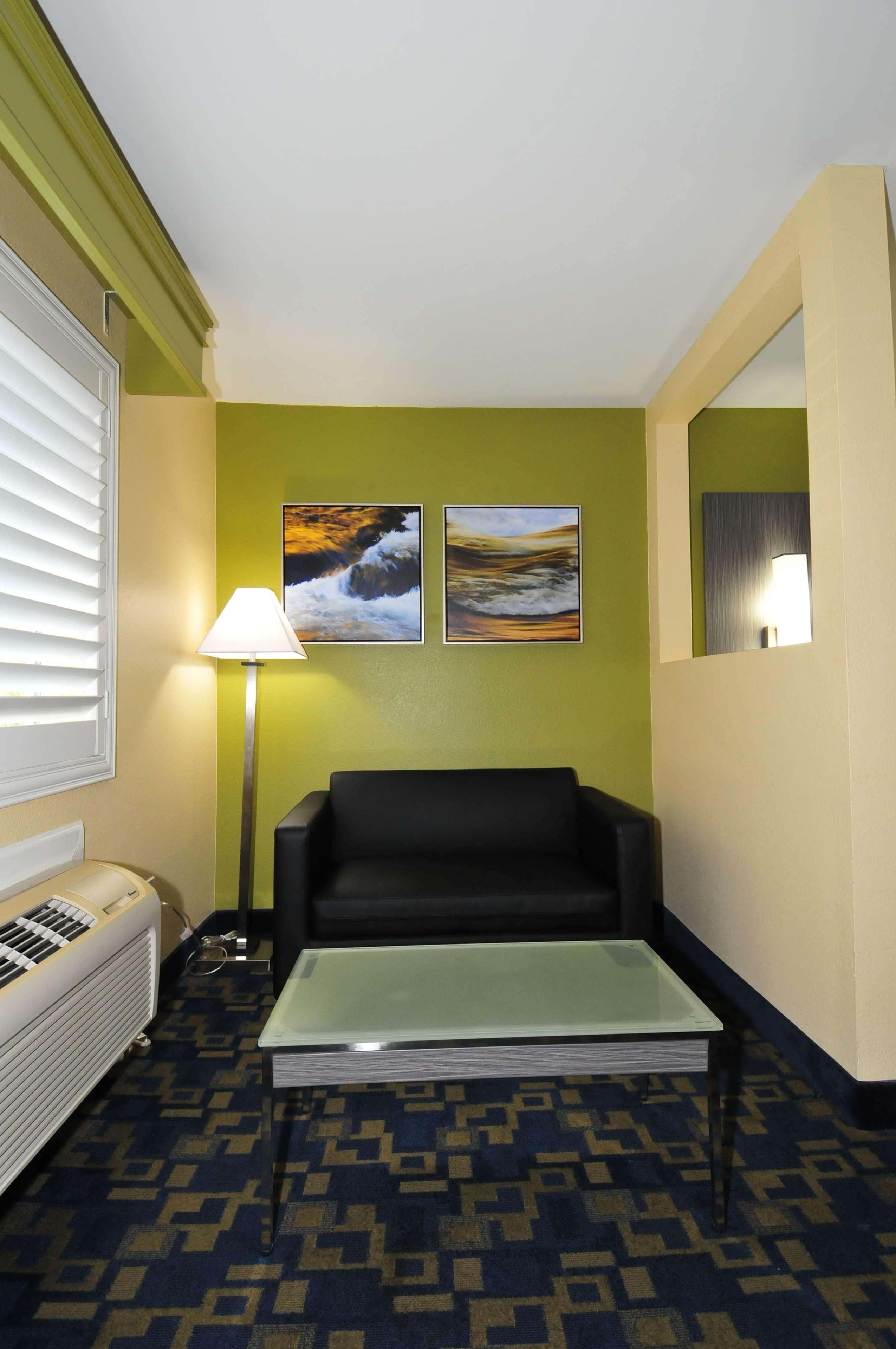 רד בלאף Best Western Antelope Inn & Suites מראה חיצוני תמונה